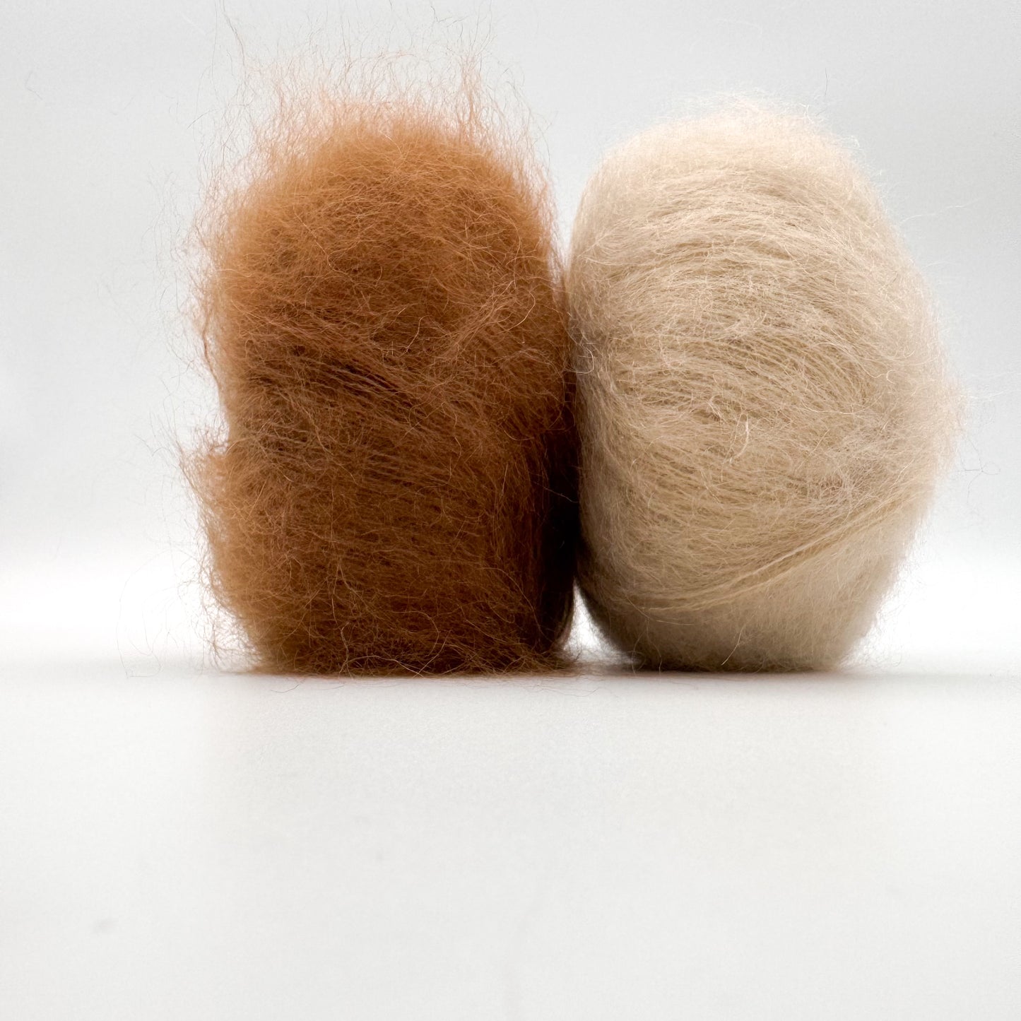 Mohair Sport-garn i färgen Karamell – superkid mohair och silke från A Knitters World