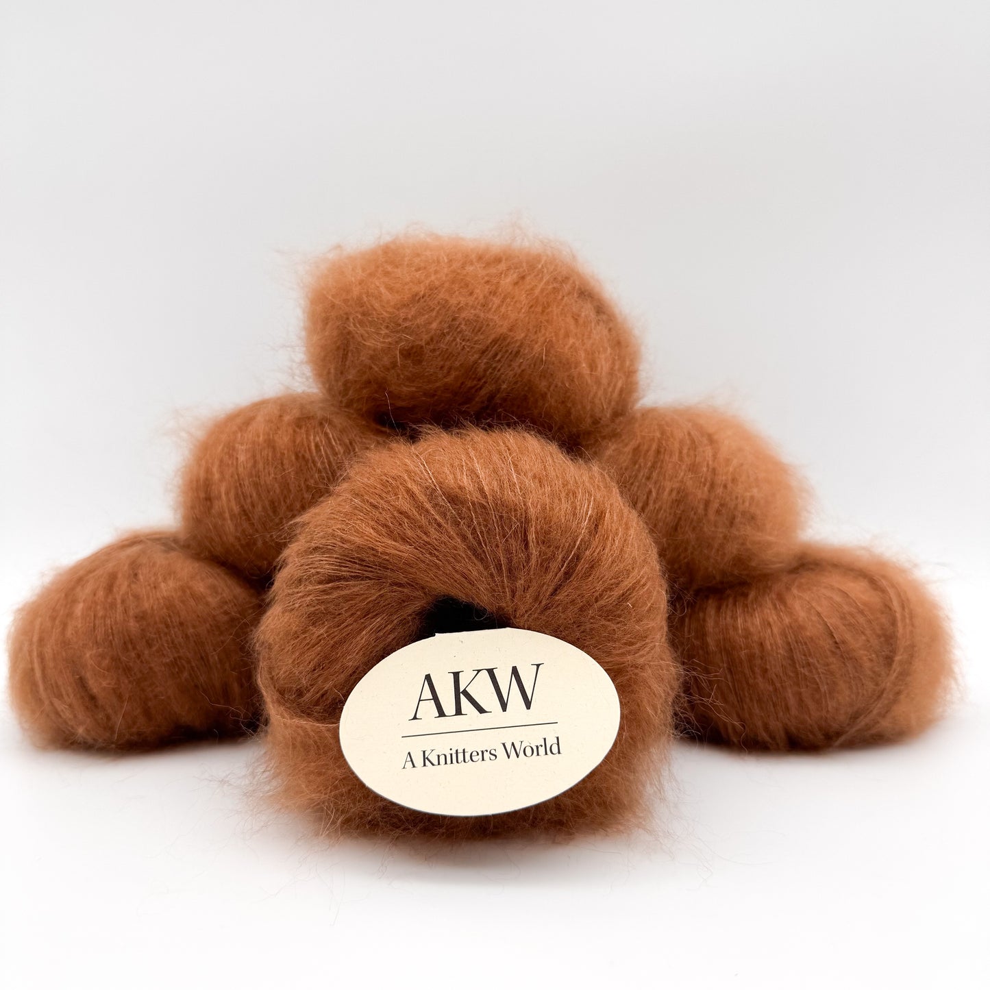 Mohair Sport-garn i färgen Karamell – superkid mohair och silke från A Knitters World
