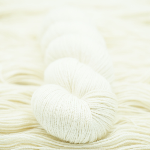 Merino/ Silke - Ufarvet - A Knitters World