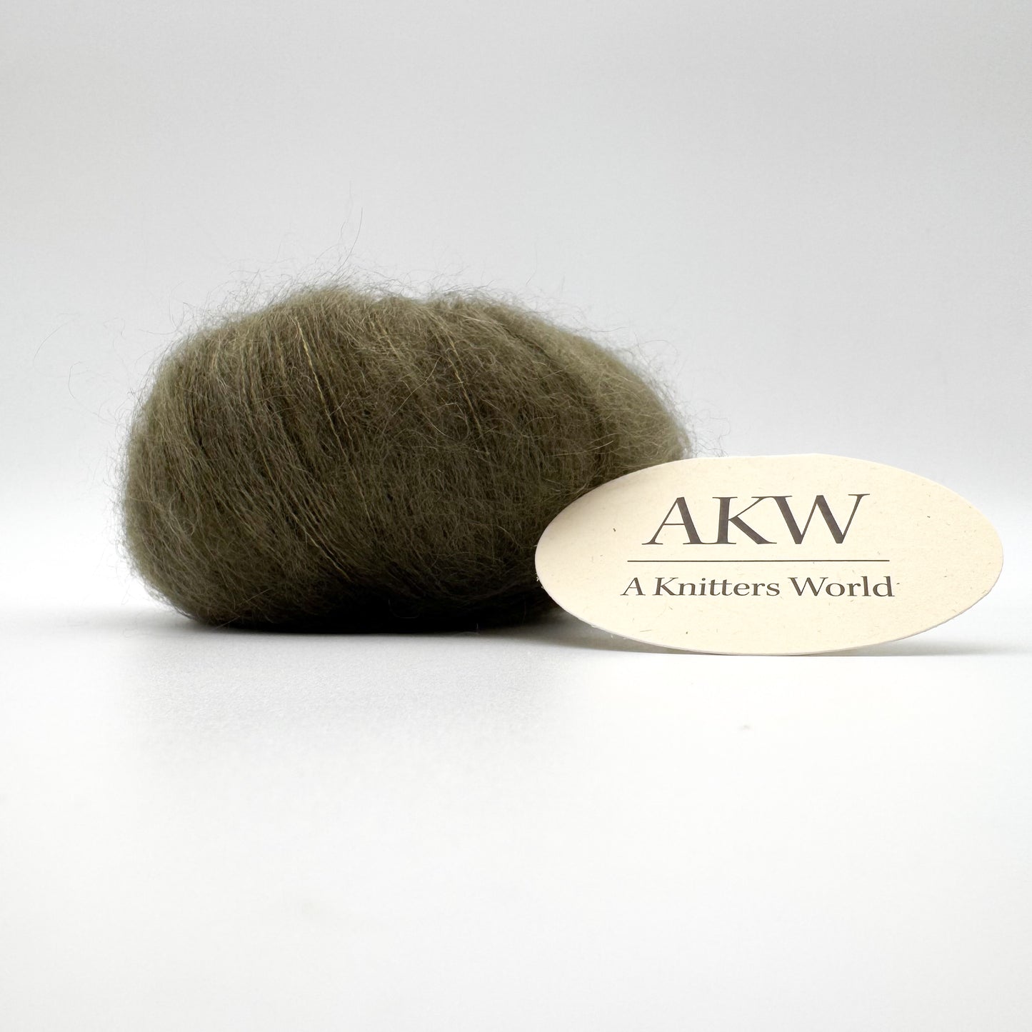 Mohair Sport garn i farven Moss Green – Superkid Mohair og silke fra A Knitters World